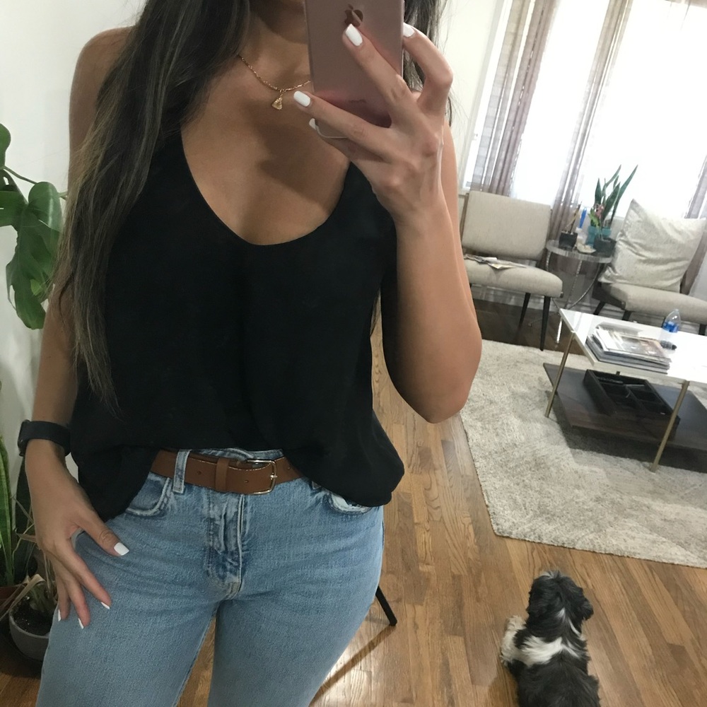 Black top - Picture 2 of 6